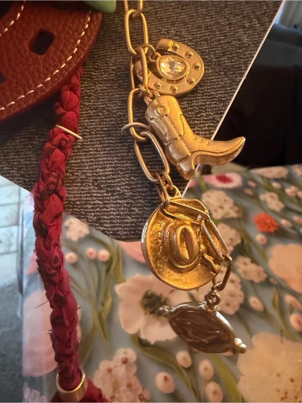 Alterri Genuine Leather Horseshoe Bag Charm With Gold Western Themed Charms NEW